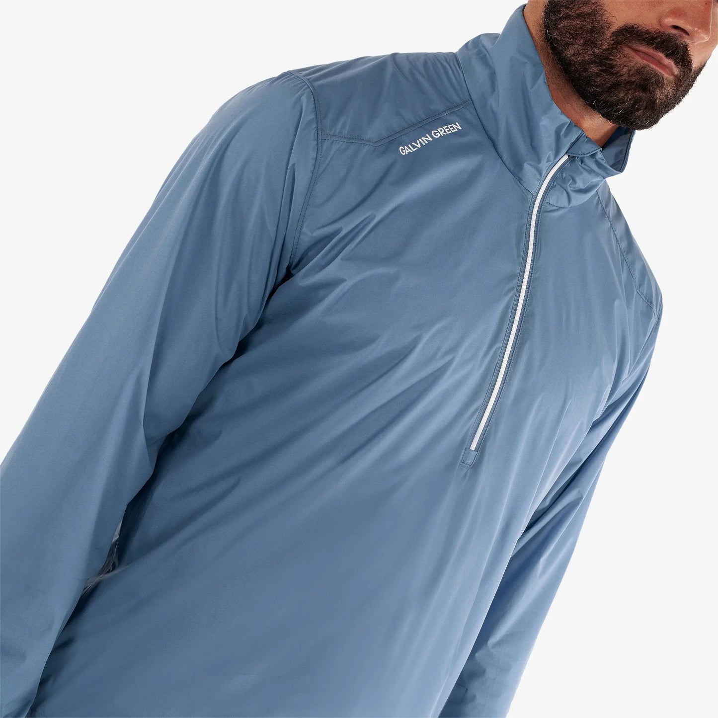 Windproof and water repellent golf jacket