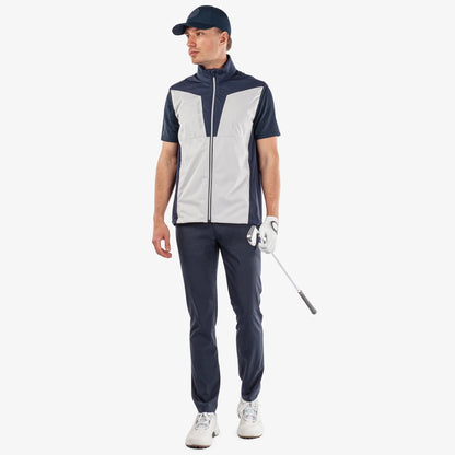 Windproof and water repellent golf vest