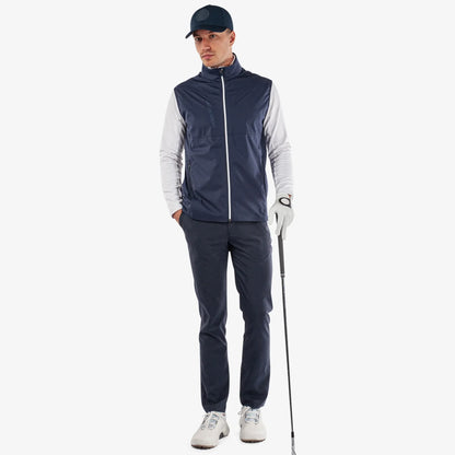 Windproof and water repellent golf vest