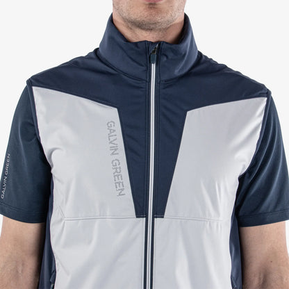 Windproof and water repellent golf vest
