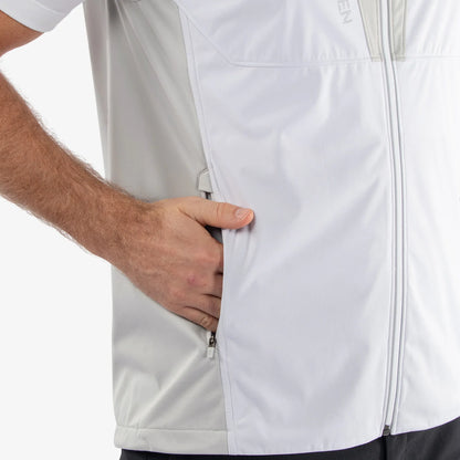 Windproof and water repellent golf vest