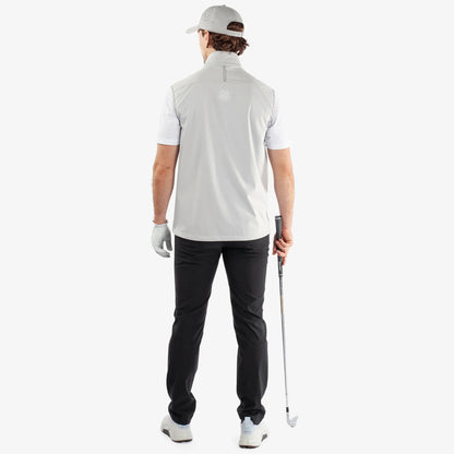 Windproof and water repellent golf vest