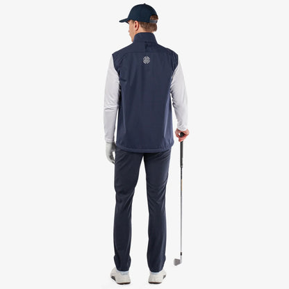 Windproof and water repellent golf vest