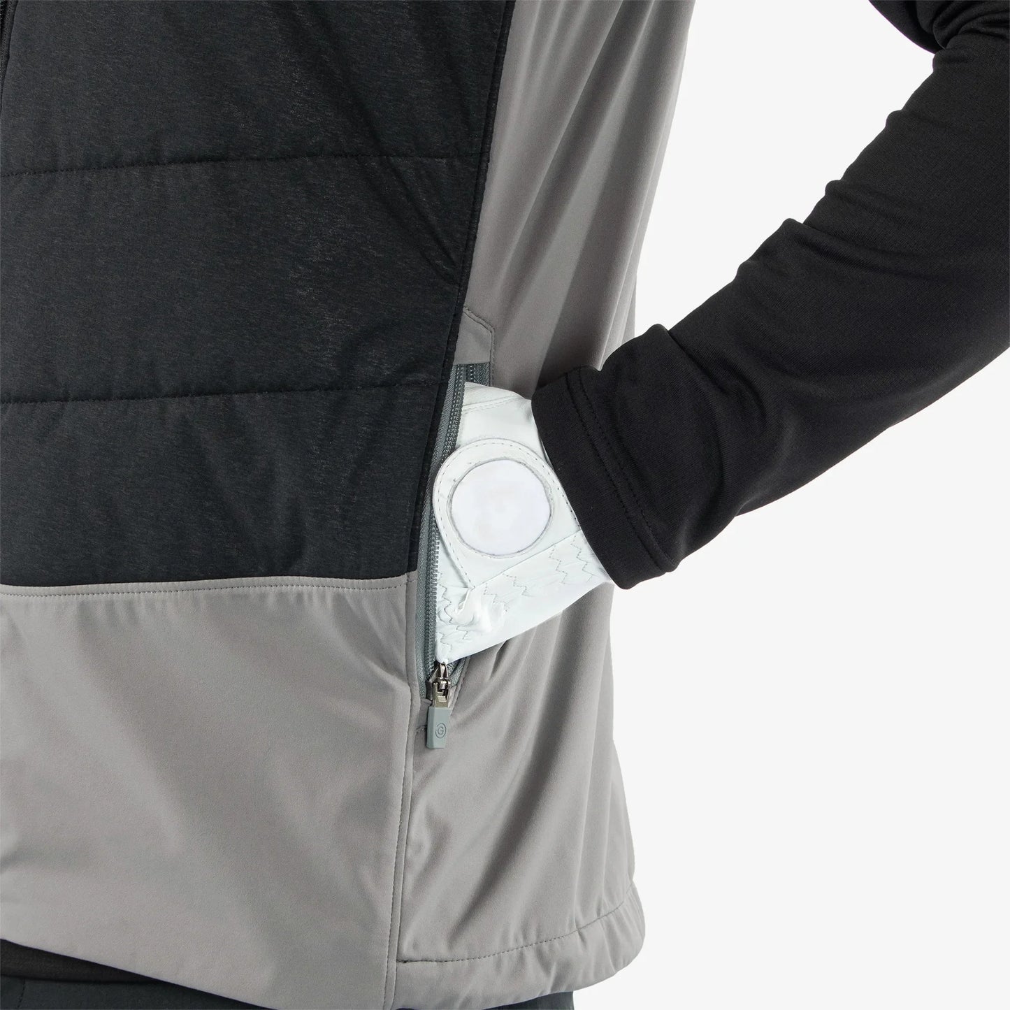 Windproof and water repellent golf vest