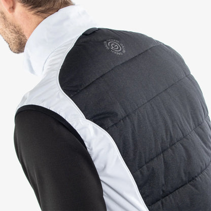 Windproof and water repellent golf vest
