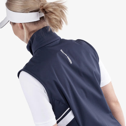 Windproof and water repellent golf vest