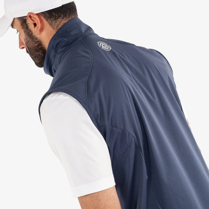 Windproof and water repellent golf vest