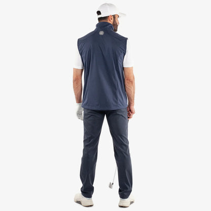 Windproof and water repellent golf vest