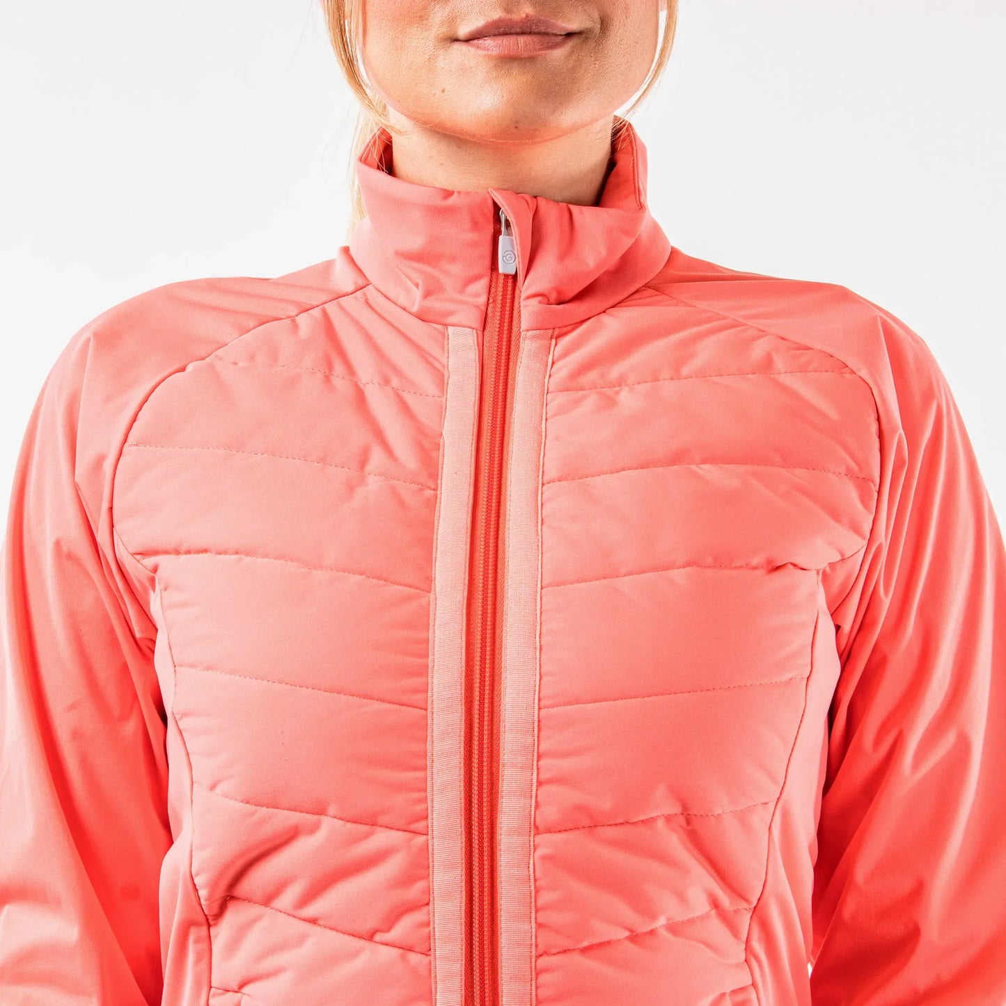 Windproof and water repellent jacket