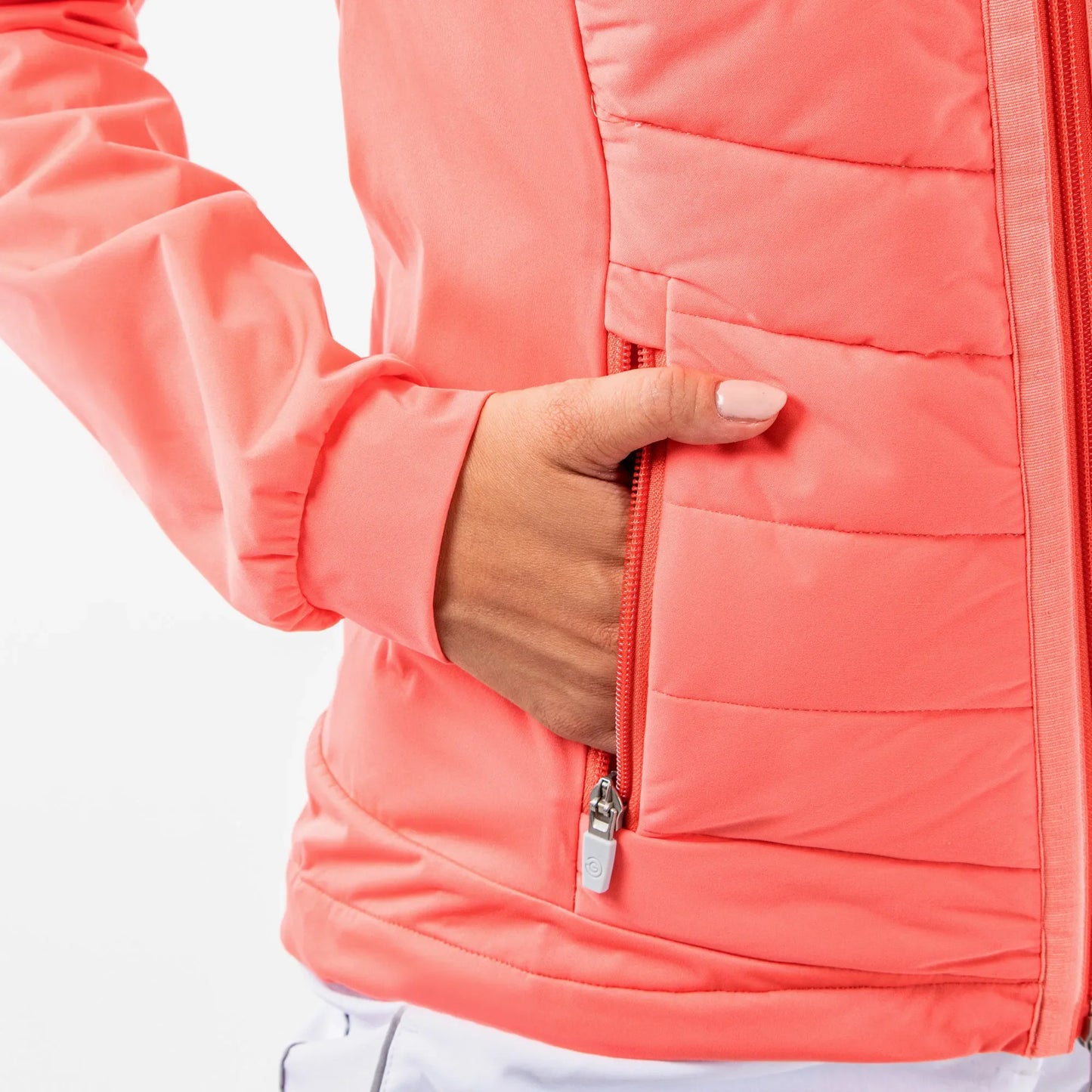 Windproof and water repellent jacket