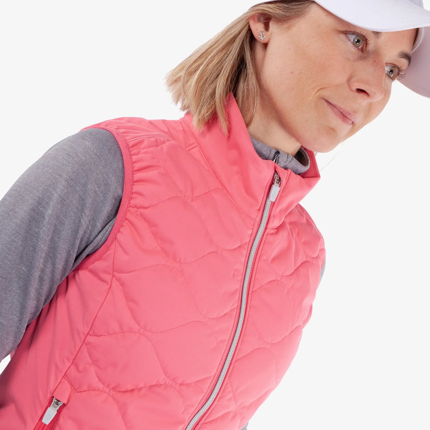 Windproof and water repellent golf vest