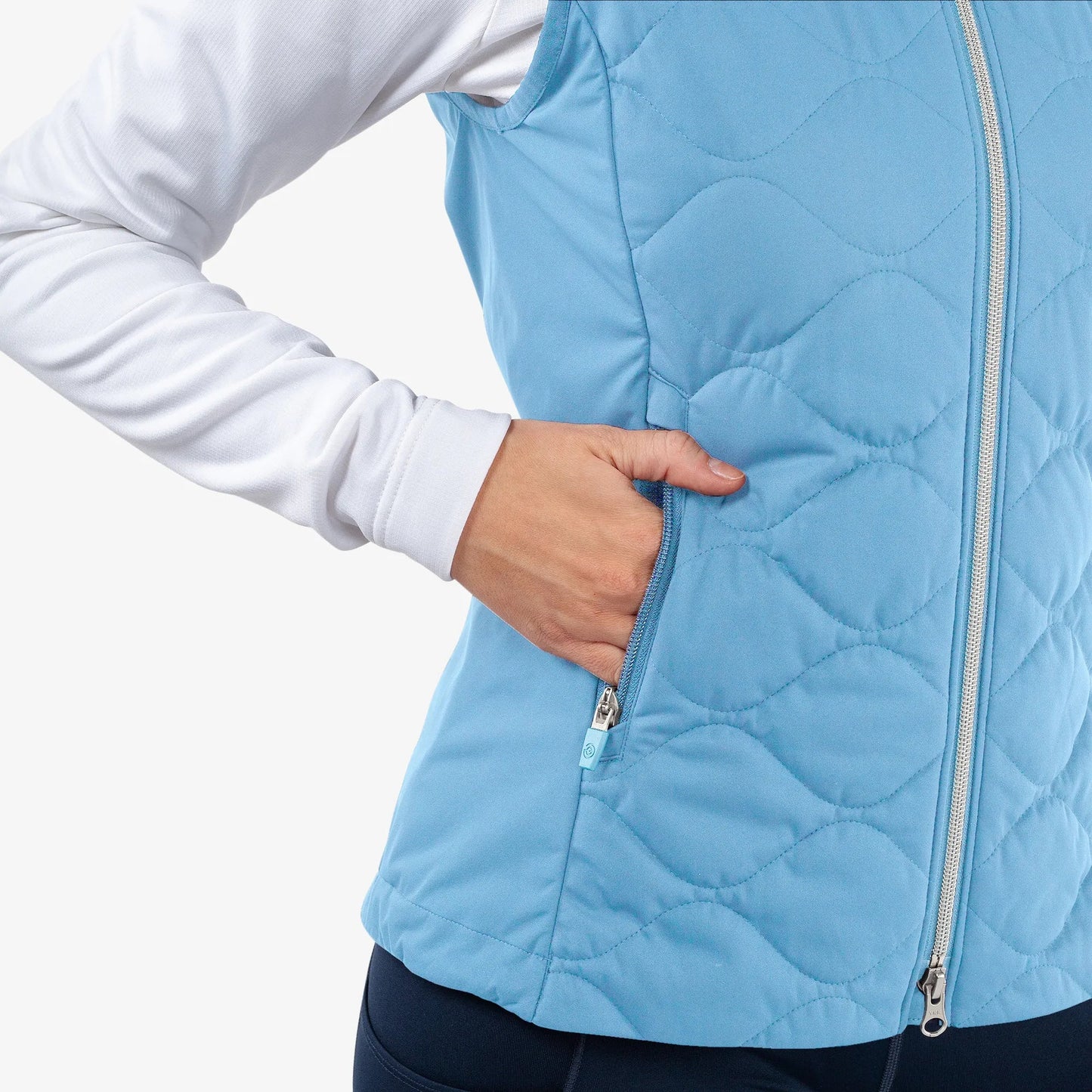 Windproof and water repellent golf vest