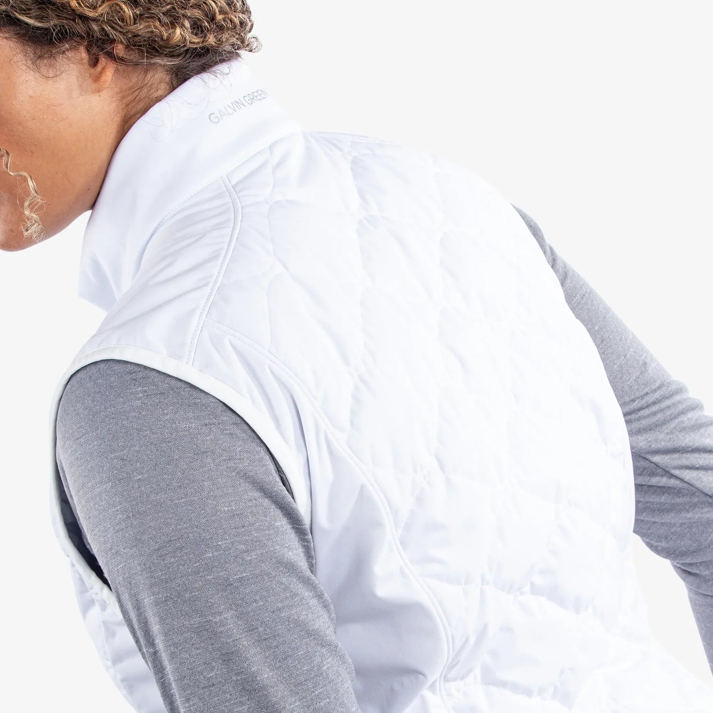 Windproof and water repellent golf vest