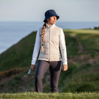 Windproof and water repellent golf vest