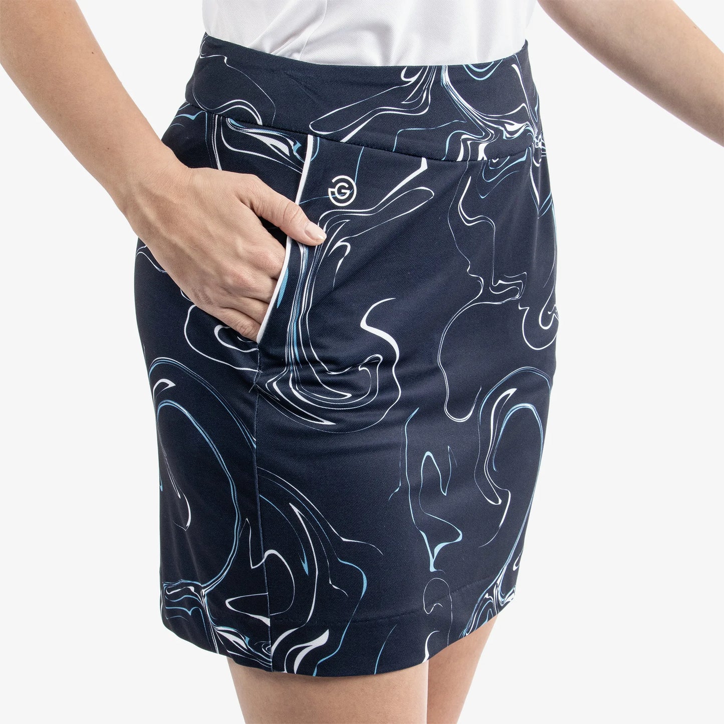 Breathable golf skirt with inner shorts