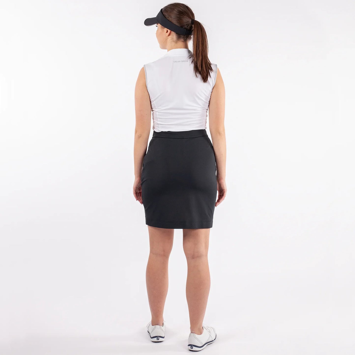Breathable golf skirt with inner shorts