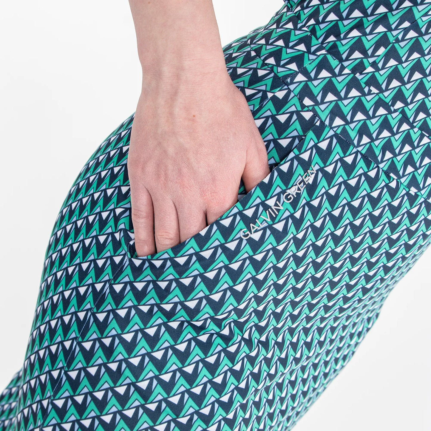 Breathable golf skirt with inner shorts