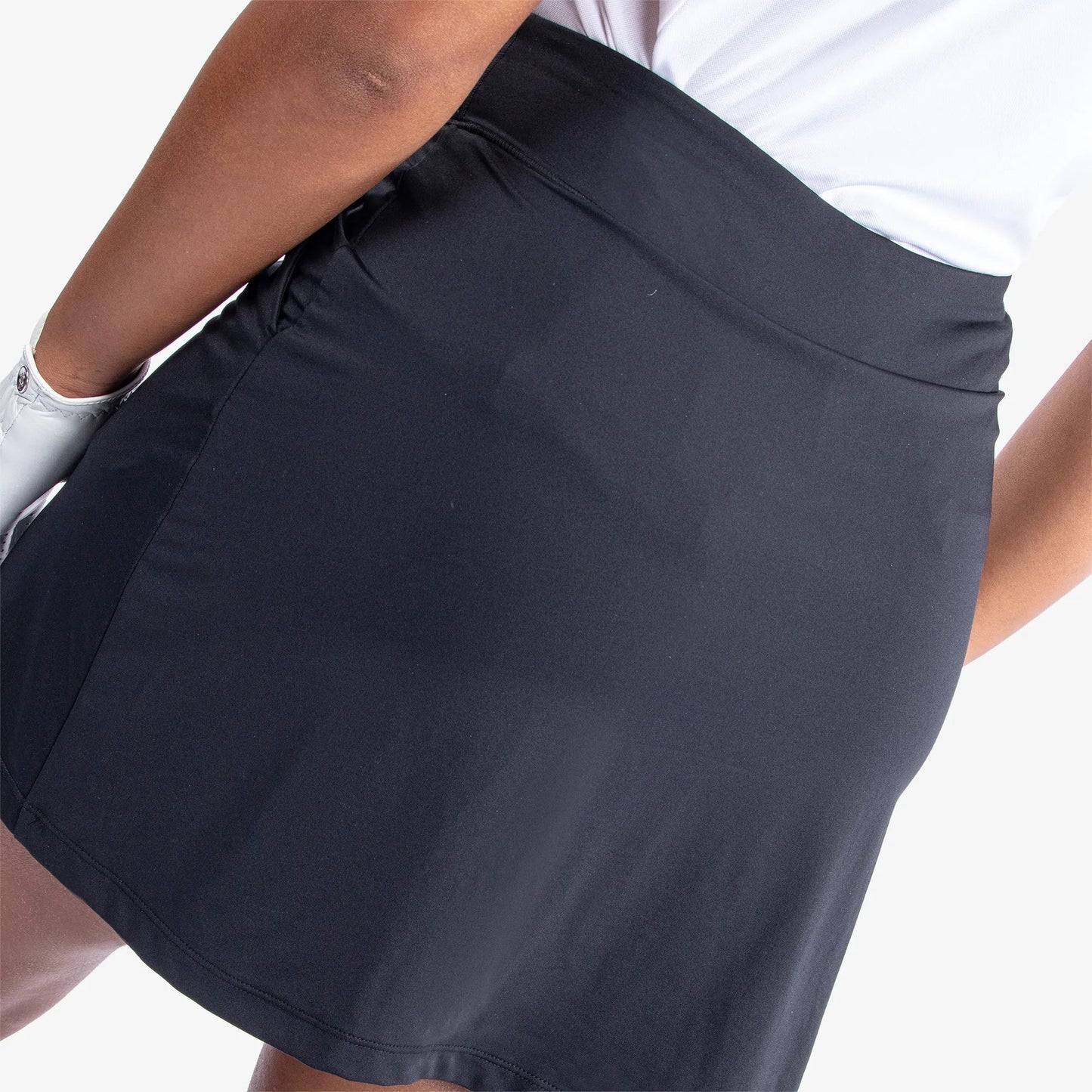 Breathable golf skirt with inner shorts