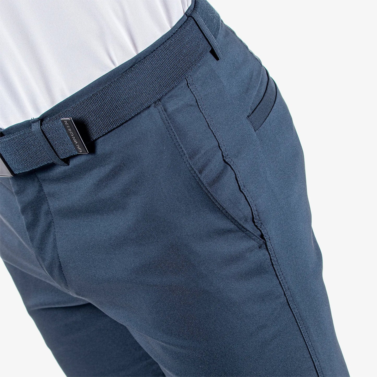 Breathable golf shorts