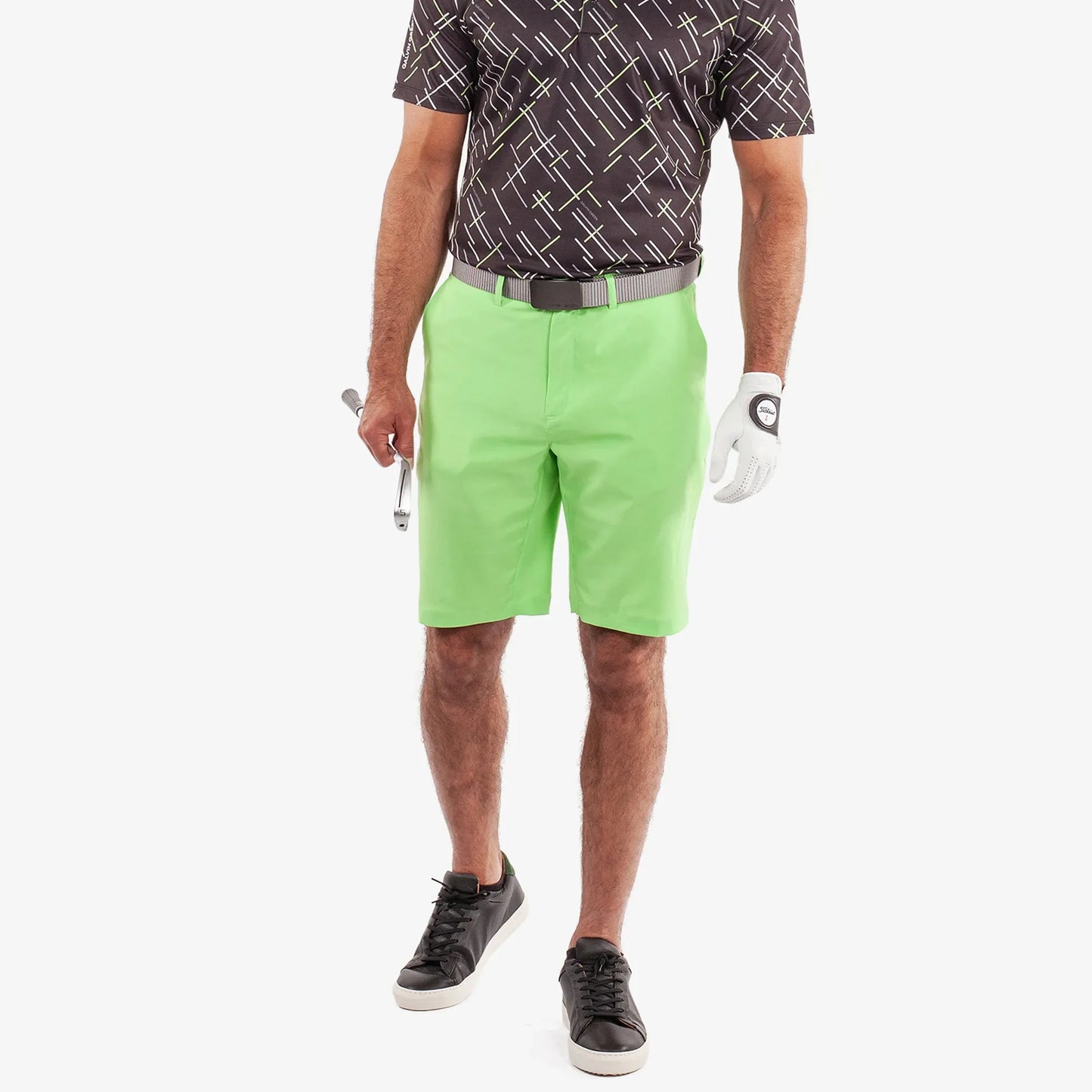 Breathable golf shorts