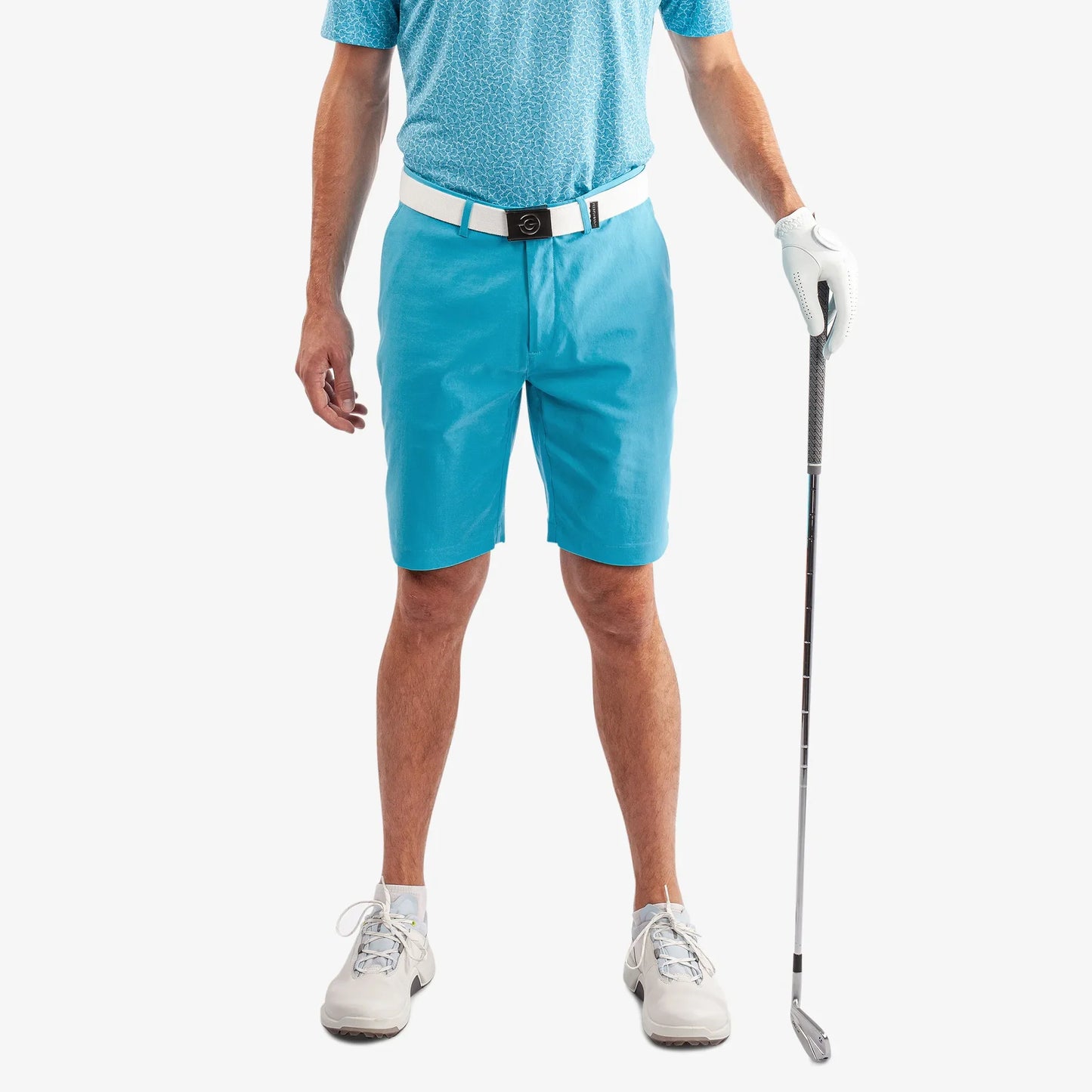 Breathable golf shorts