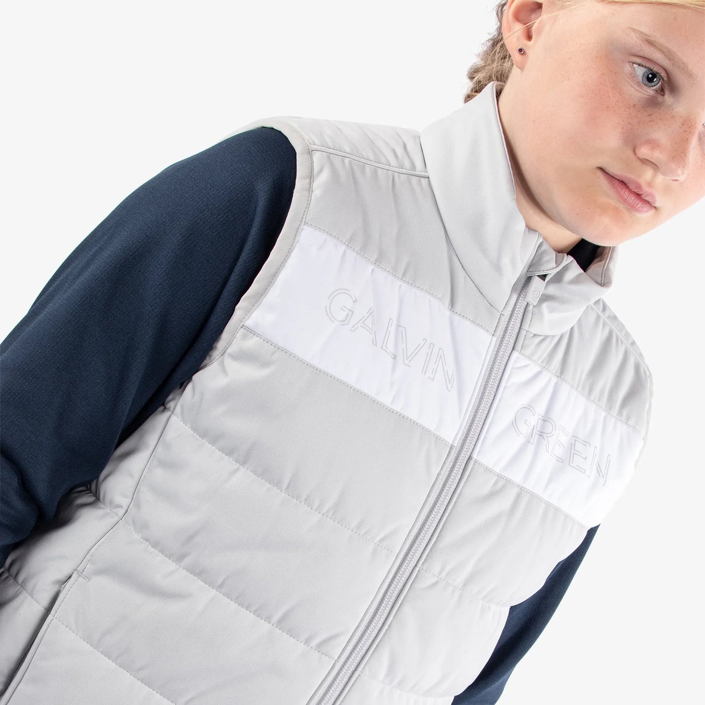 Windproof and water repellent golf vest